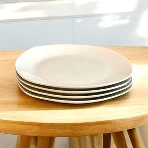 LifeStyle Set of Four White Plates
